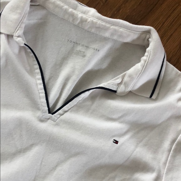 Tommy Hilfiger t-shirt - Picture 2 of 2